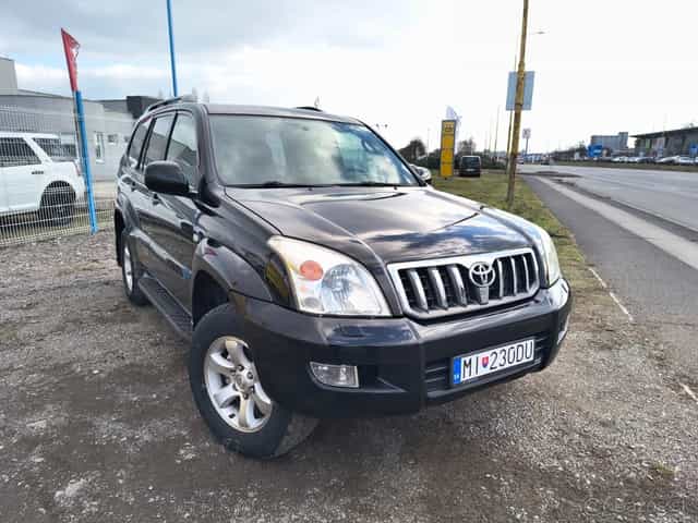 Toyota Land Cruiser 3.0 D-4D NAVI, A/T