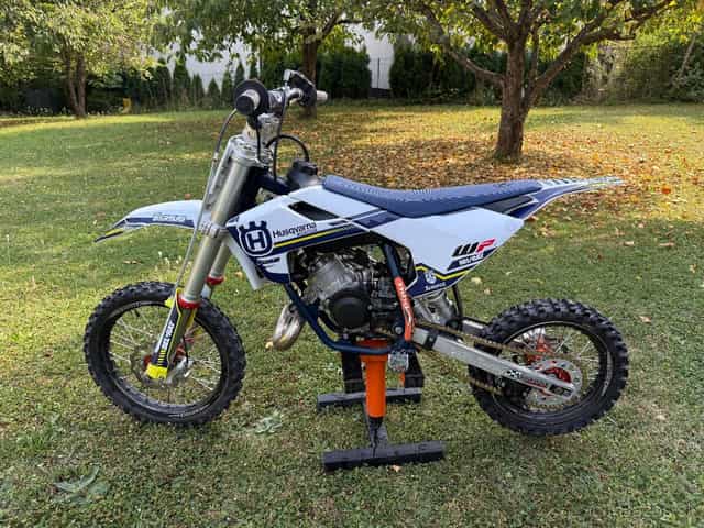 Husqvarna TC 50 , kolesá 12/14