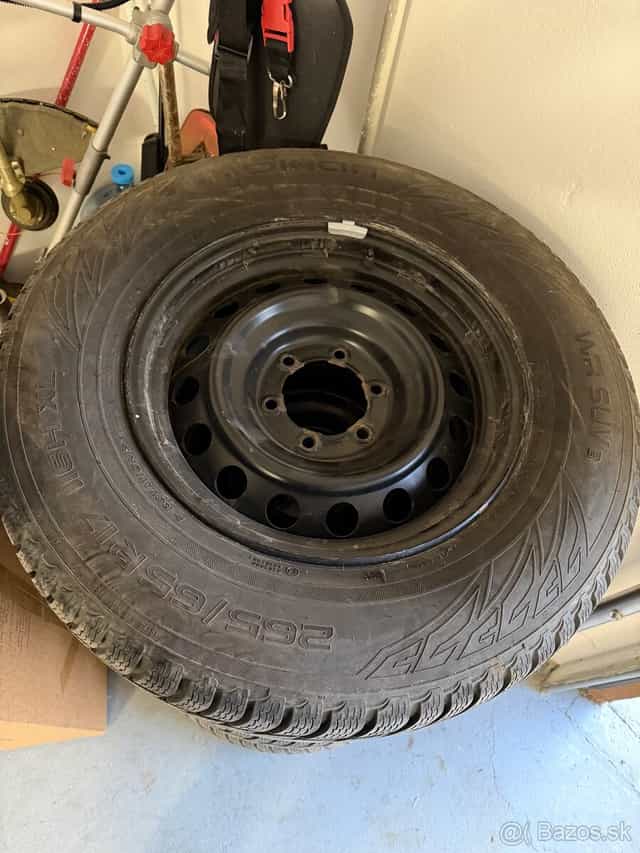 Hilux 17" ocelové disky + zimné pneumatiky