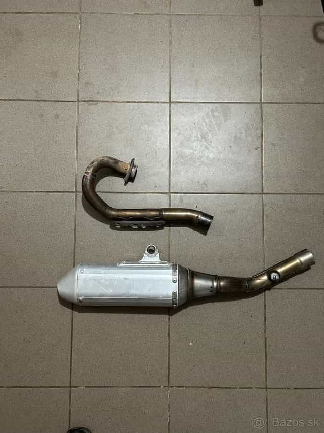 SUZUKI RMZ 250 2019 seriovy vyfuk