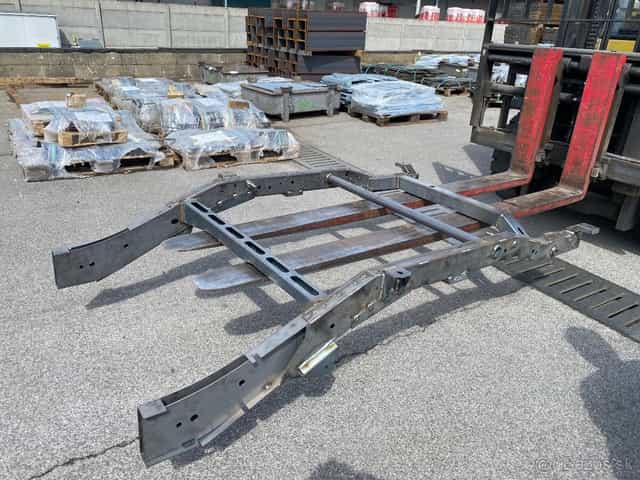 Rám - Rámy na  Navara D40 / D22 / Hilux / L200