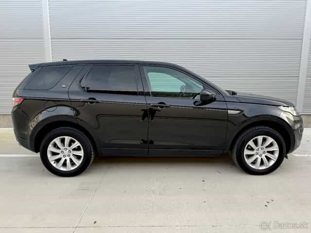 Land Rover Discovery Sport 4x4 2.0L eD4 7-miest manuál