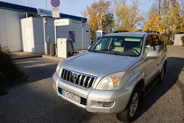 Toyota Land Cruiser 120, r.v. 2007, 127kw AUT, 268 000 km