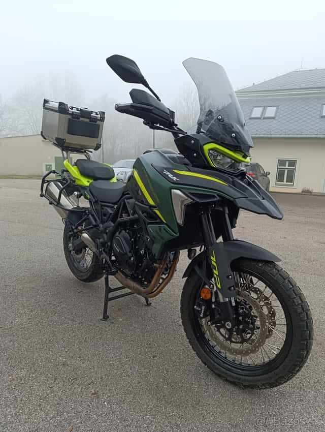 Predám Benelli trk 702x