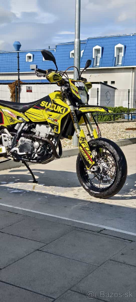 Suzuki DRZ400SM
