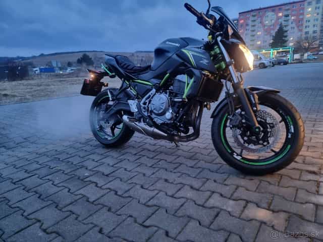 KAWASAKI Z650 REZERVOVANÁ