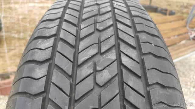 215/70 R16 suv Yokohama Geolandar G033