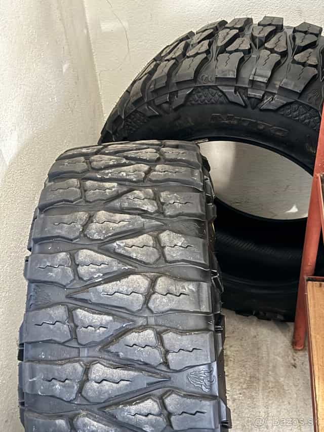 Nitto 35 x 12.5 R20 wrangler
