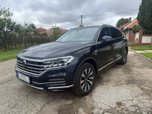 Touareg Atmosphere 3.0 V6 TDI AG8 170kw Automatická prevodov