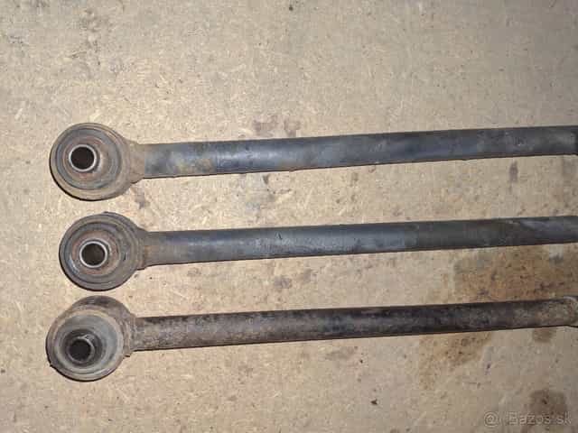 Zadna spojovacia tyč Range rover sport a D3