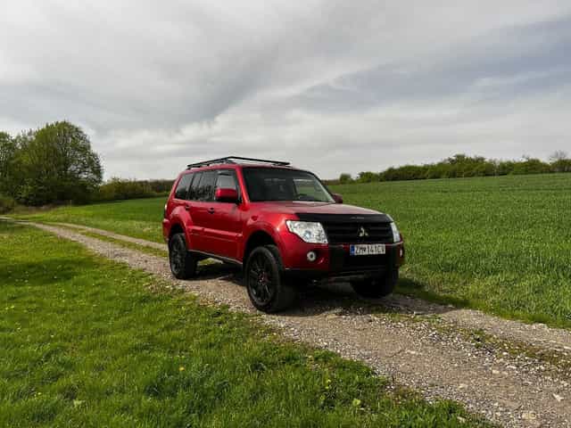 Mitsubishi pajero 4 wagon 125kw