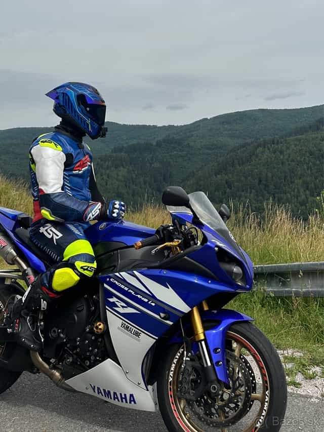 Kompletná výbava na moto: 4SR RR Evo III+Nexx X.R3R+Sidi ST