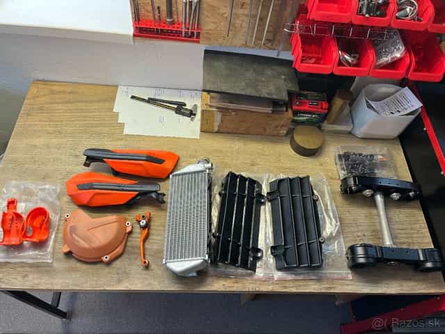 Predam diely z KTM sxf 350 2018, ale pasuju aj na ine modely