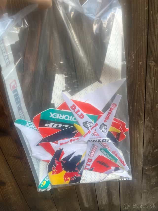 Polepy na KTM