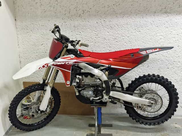 Yamaha yz250f 2025 ( Fantic XXF 250 )