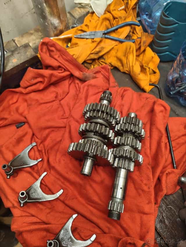 Predám prevodovku Yamaha wr400f