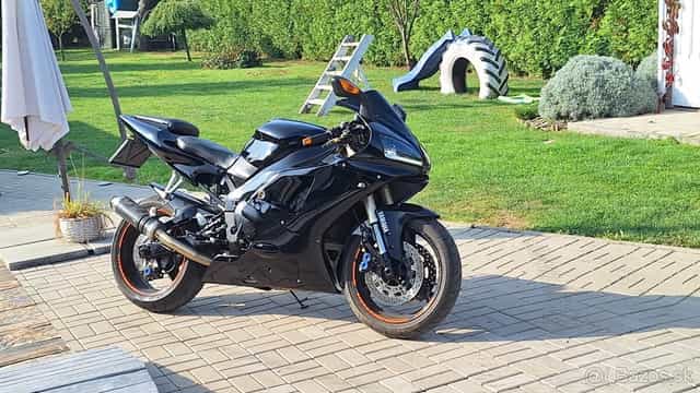 Predam vymenim yamaha R1