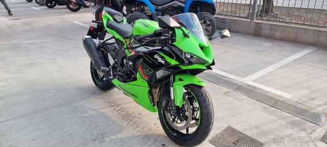 Kawasaki ZX6R