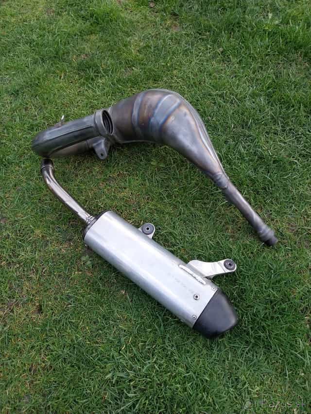 Predám komplet ORIGINÁL YAMAHA výfuk YZ 125