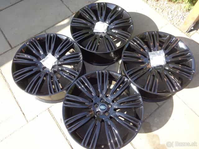 Range Rover Land Rover Velar aludisky