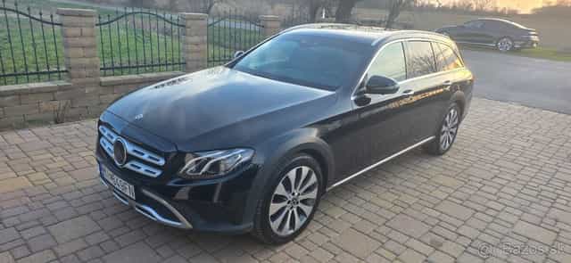 Mercedes E220 all terrain