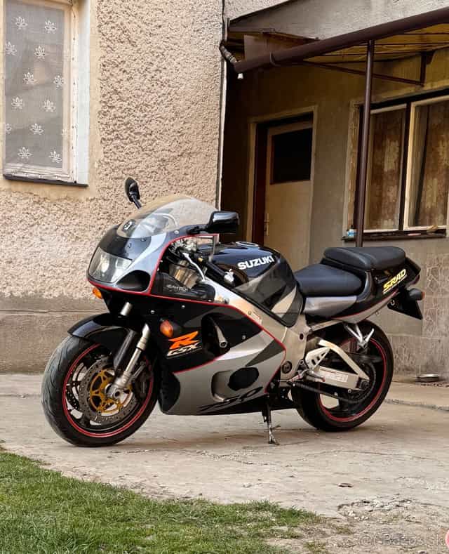 Suzuki GSXR 750 rv.99