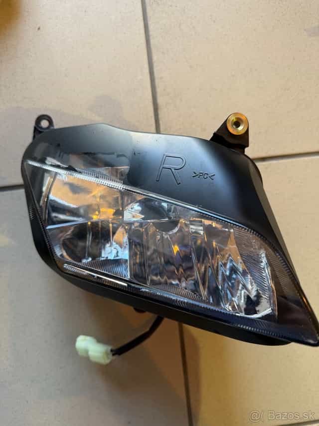 Honda CBR 600rr svetlomet