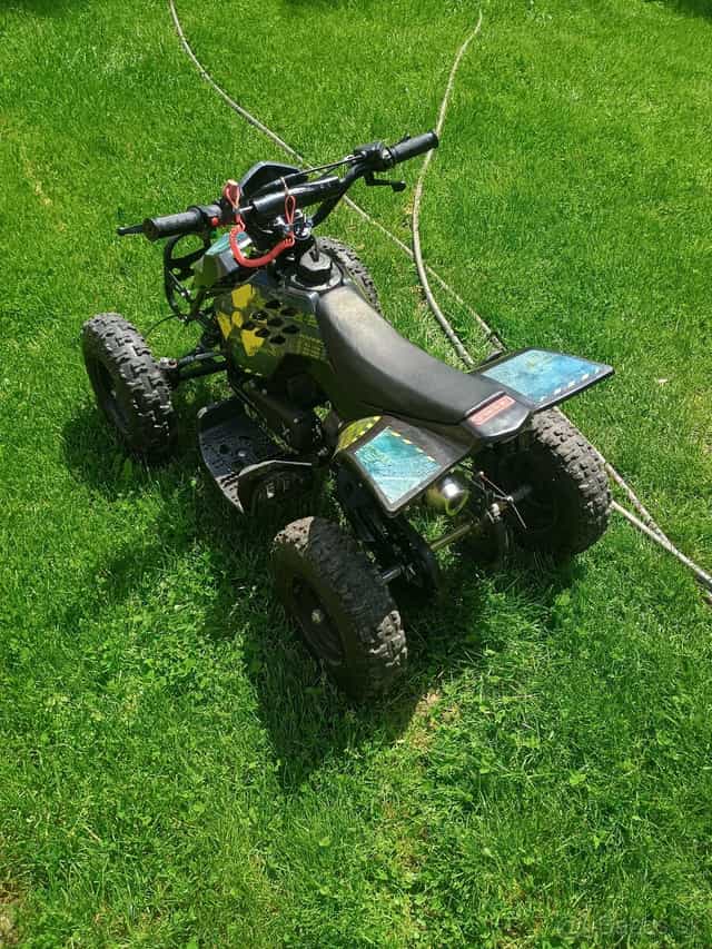 Detská benzínová štvorkolka 50