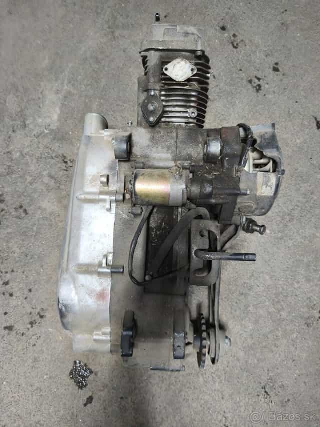 Štvorkolka motor gy6