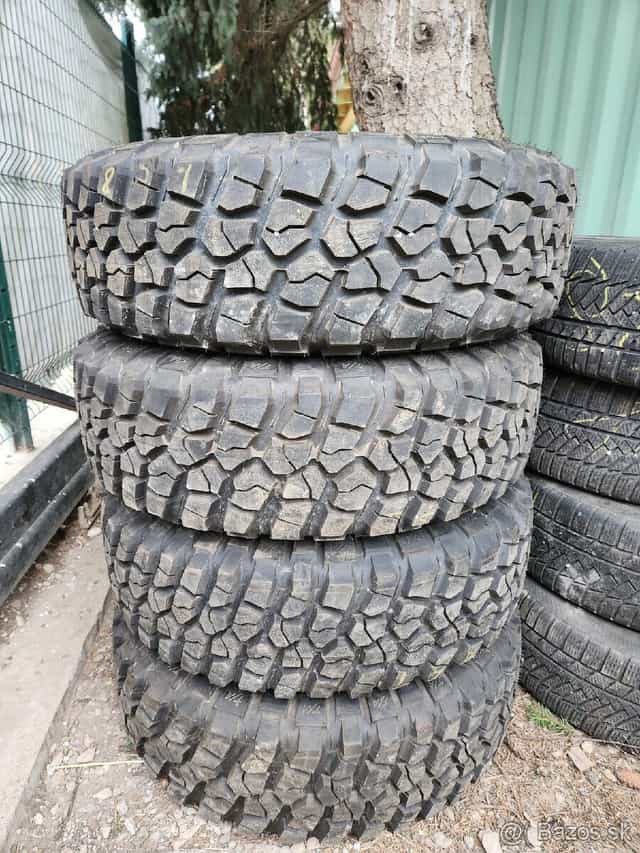 Na predaj original sada kolies Jeep Wrangler. Originalne dis