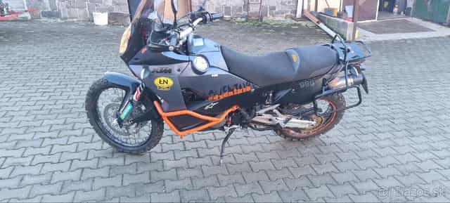 KTM 990