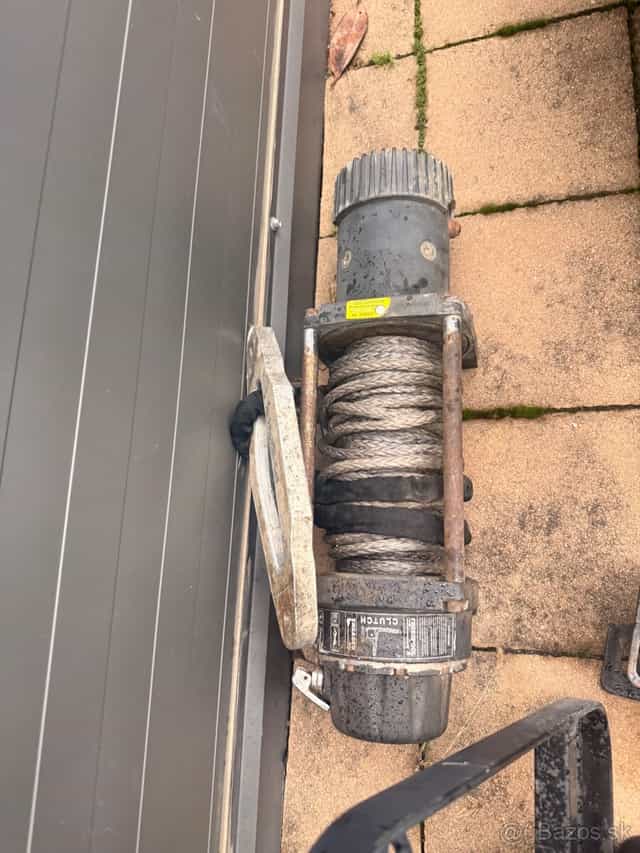 Land Rover Defender – offroad diely na predaj