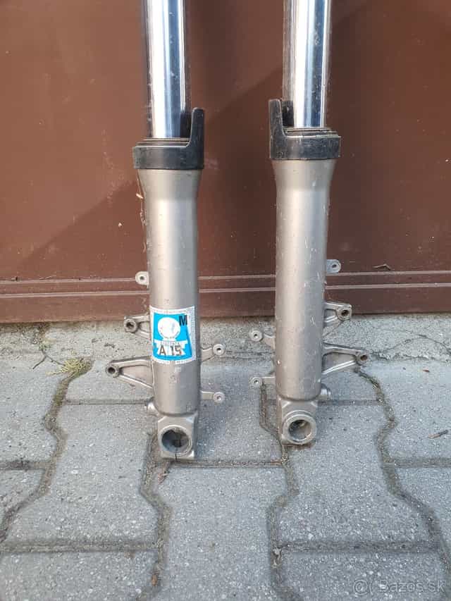 Tlmice Suzuki GSX 600 R 2003