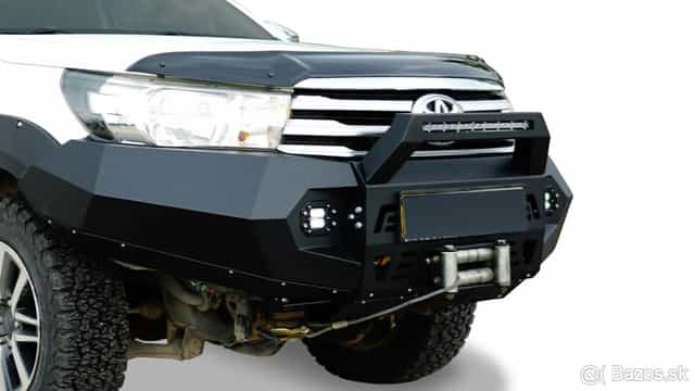 Predný pevnostný nárazník Toyota Hilux 16-20 bez led rampy