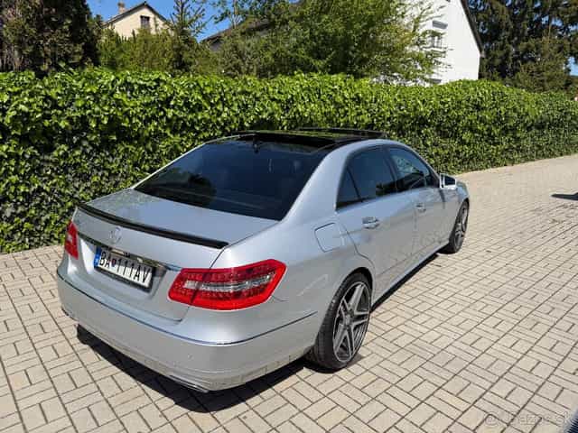Mercedes-Benz w212 E500
