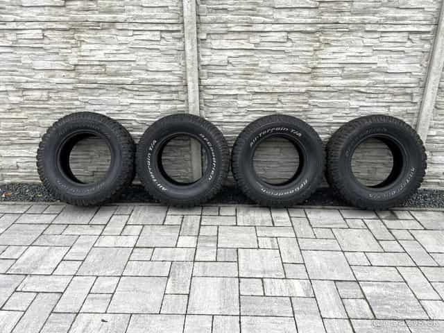 285/70 R17 BFGoodrich Off-Road