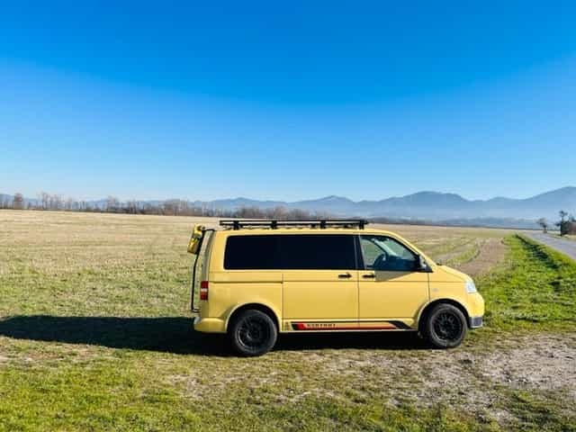 Multivan transporter Caravelle 4x4 Slovenské auto T5