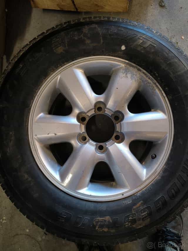 Originál Toyota Hilux Disk R17