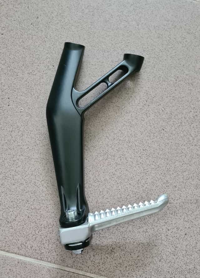 Yamaha R1/R6 stupacka zadna lava