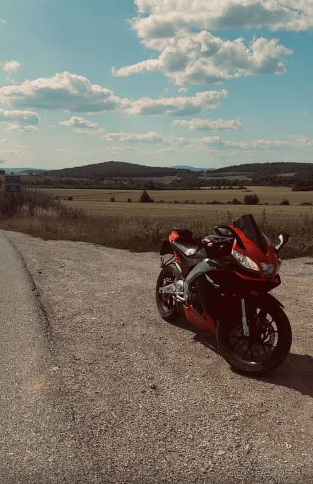 Predám Aprilia RSV4 125 (L3e) – Ideálna pre vodičák A1