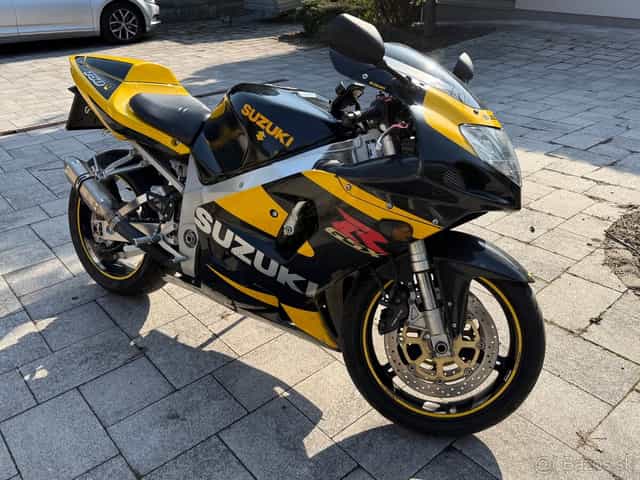 Suzuki gsxr 750 k1