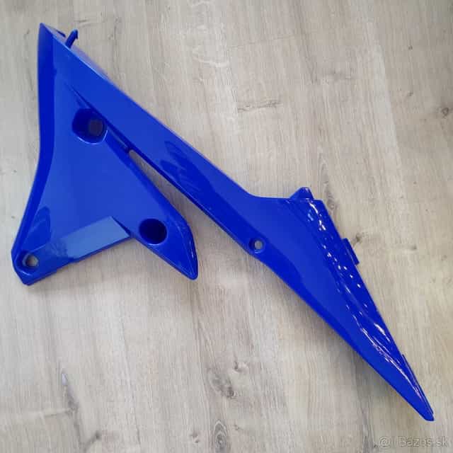Ľavý kryt chladiča Yamaha YZF 250 14-18, YZF 450 14-17