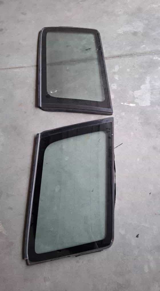 Zadné skla nissan patrol y61 dlhy