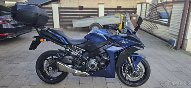 SUZUKI GSX-S 1000GT, r.v.2024,kup v SR