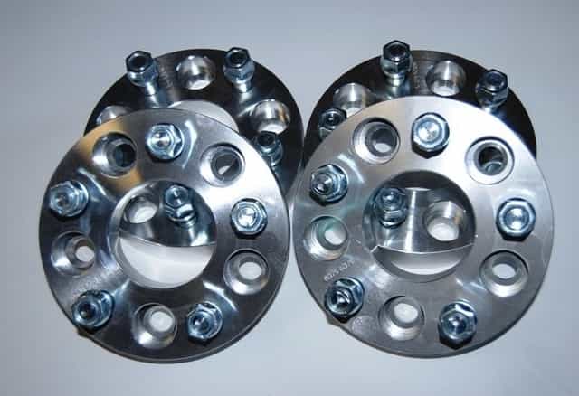 rozširovacie podložky na land rover