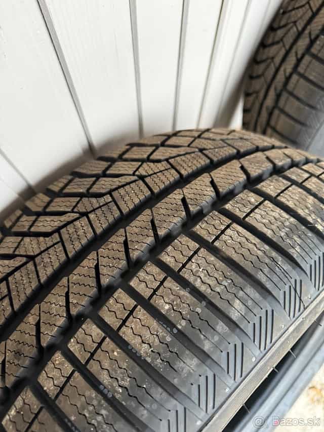 255/50 r19 zimné SAILUN ICE BLAZER ALPINE EVO