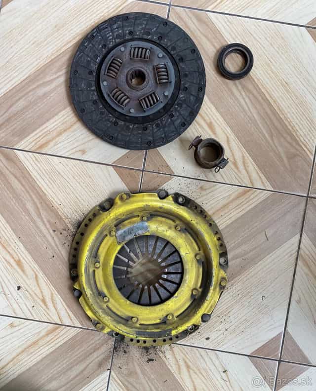 Jeep wrangler TJ 4.0 spojka