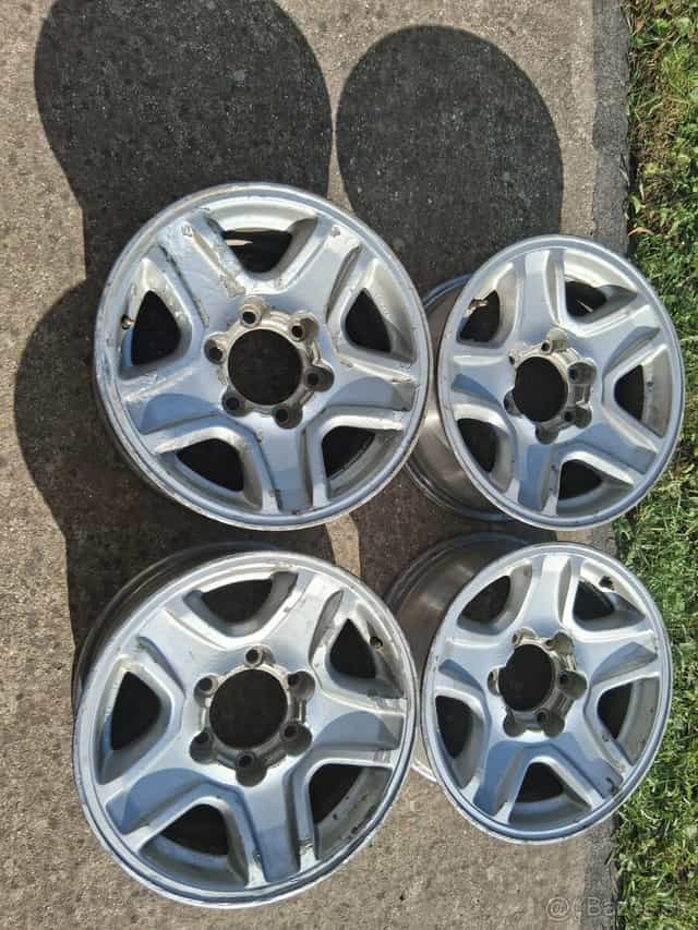 Predam hlinikove disky na Toyota Land Cruiser J9. 16 zoll