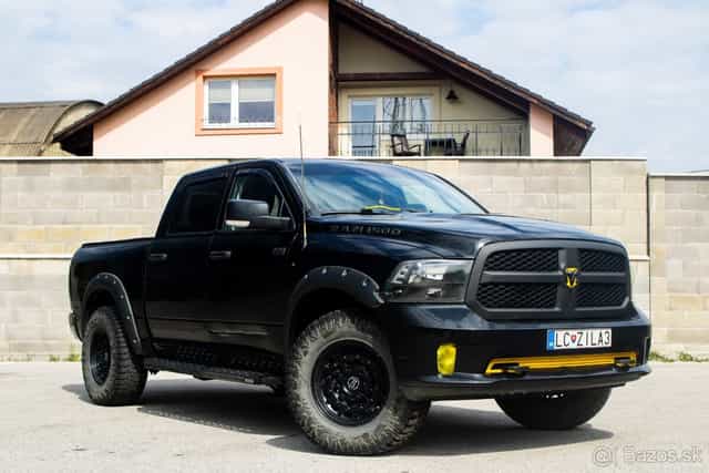 Dodge RAM 1500 5.7 HEMI