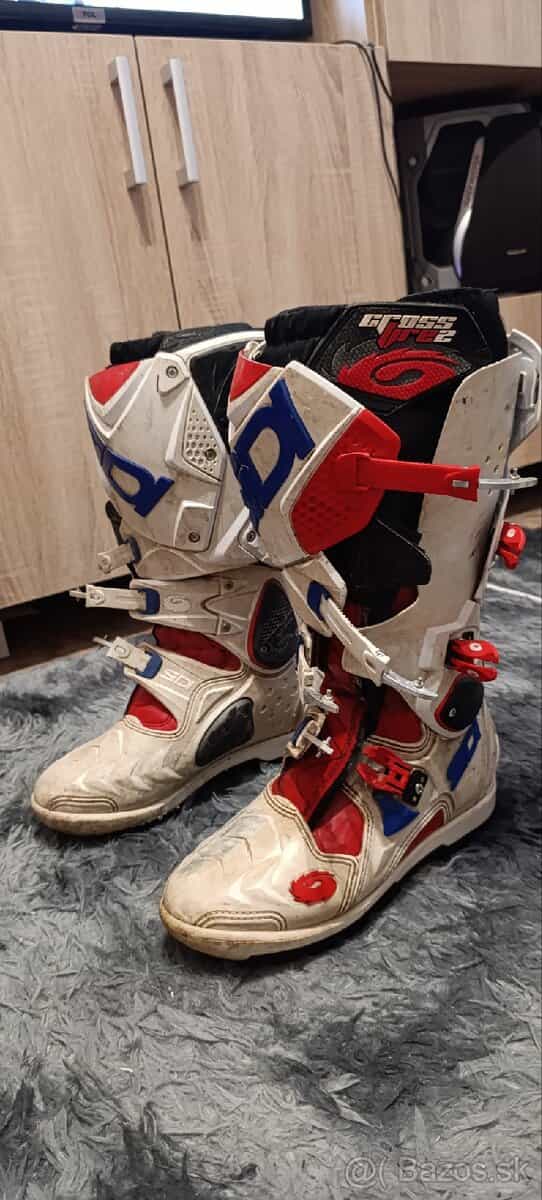 Motokrosove čižmy